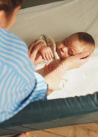 Travel Crib Light